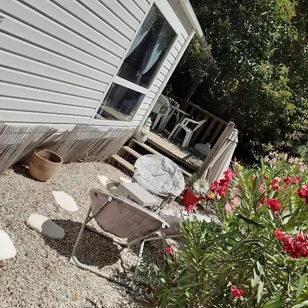 Le Bungalow Ensoleillé à La Napoule Camping